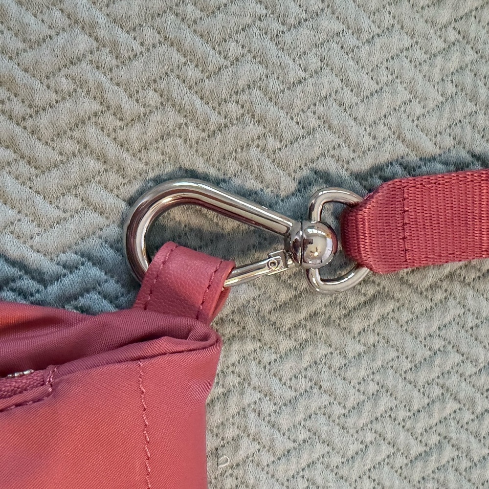 LULULEMON All Night Festival Bag 5L Cherry Tint - Picture 13 of 15